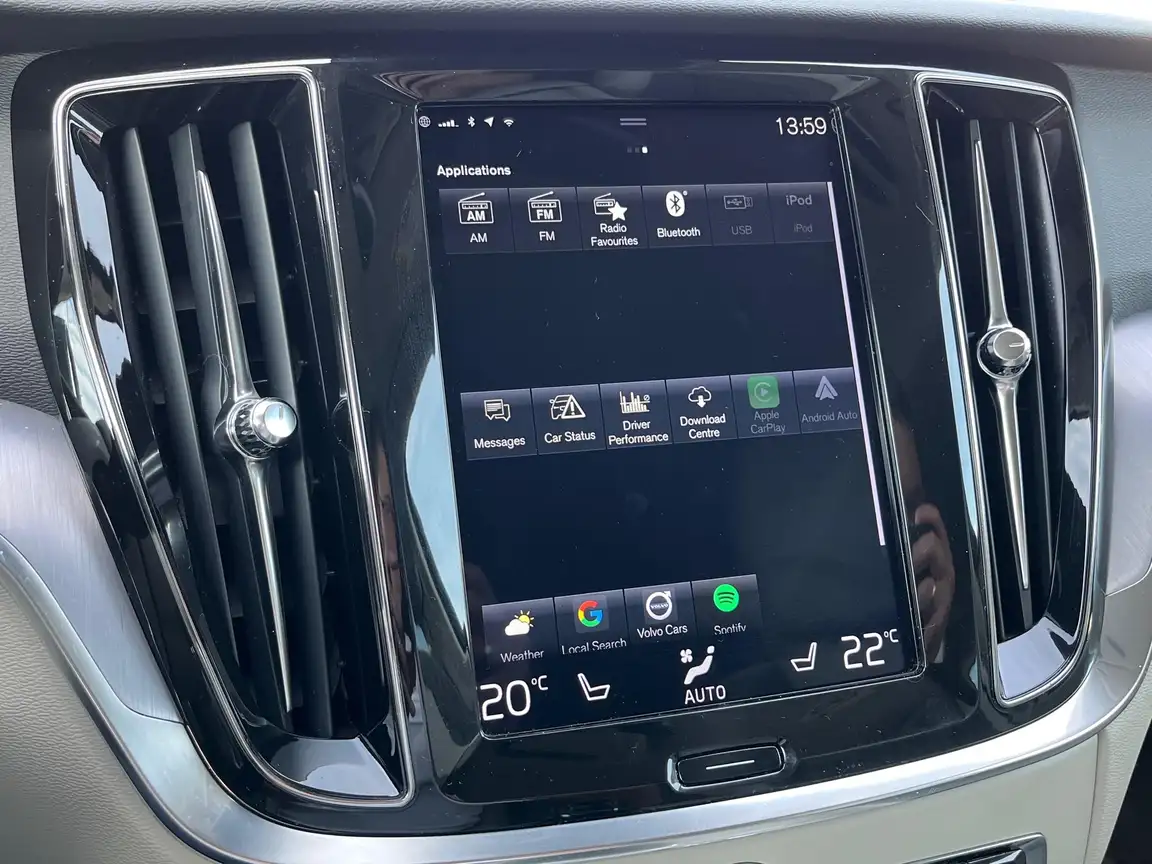 VOLVO V60