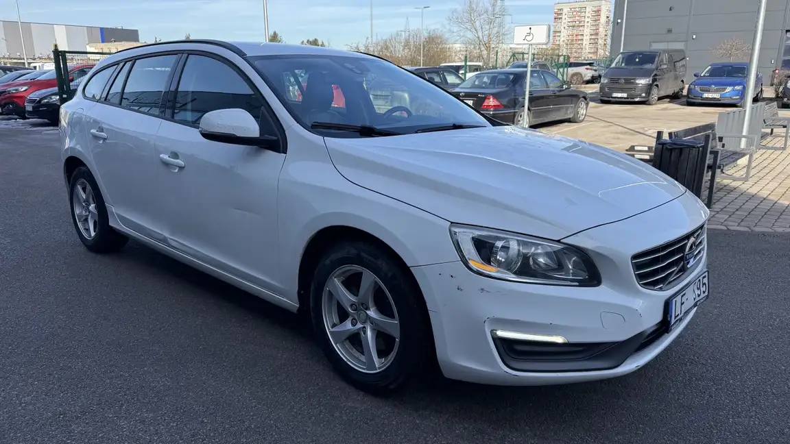 VOLVO V60