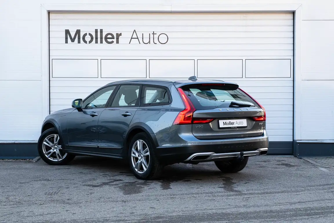 VOLVO V90 CROSS COUNTRY