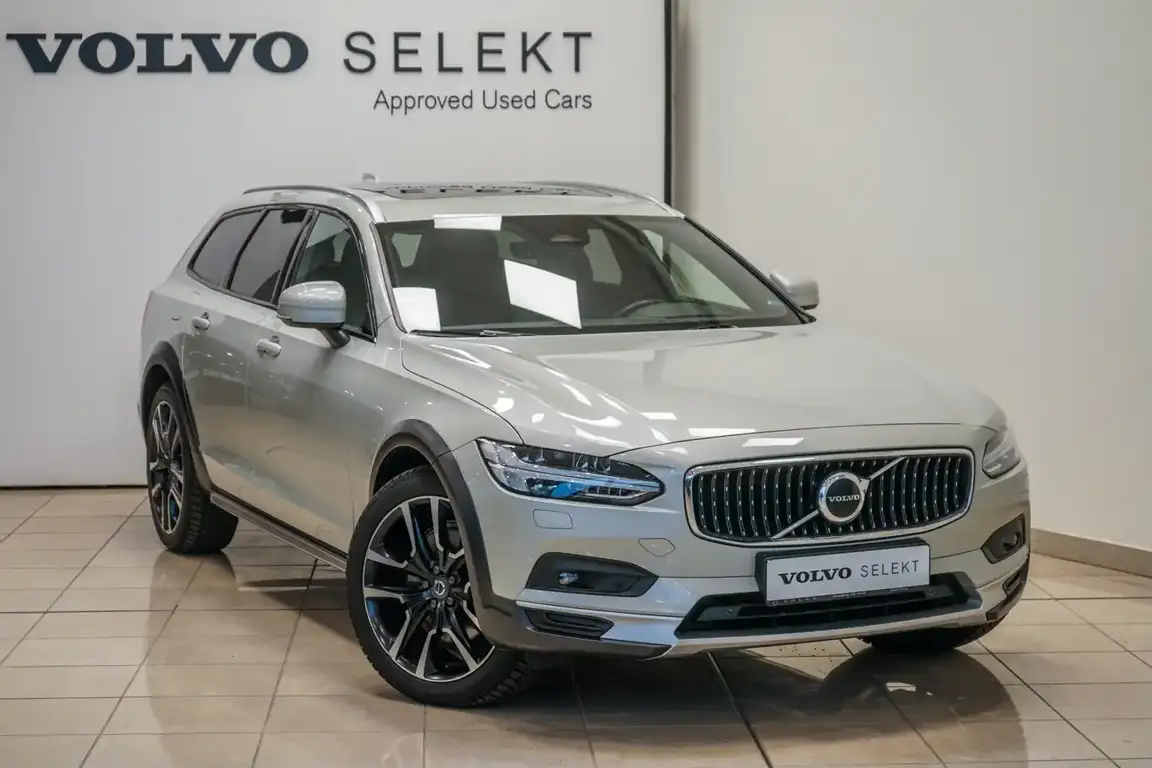 VOLVO V90 CROSS COUNTRY