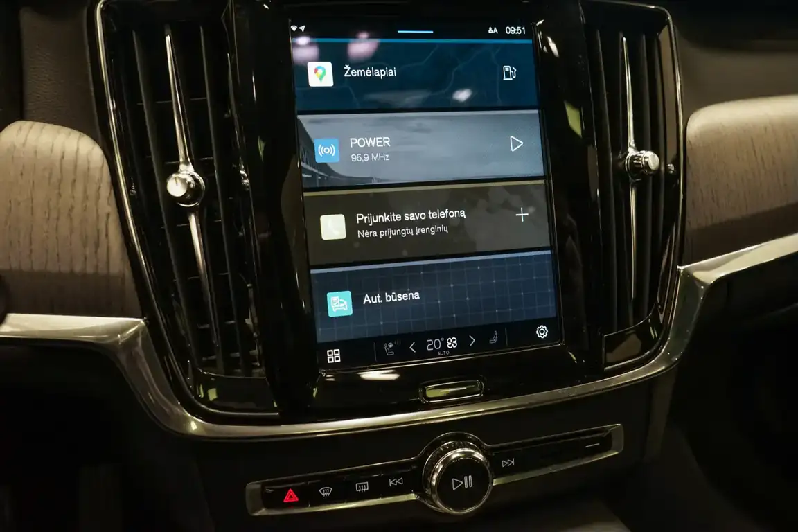VOLVO V90 CROSS COUNTRY