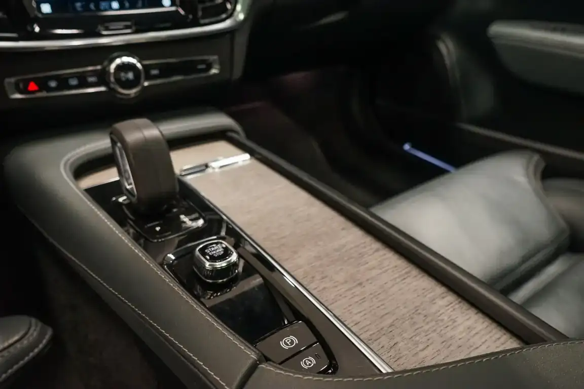 VOLVO V90 CROSS COUNTRY