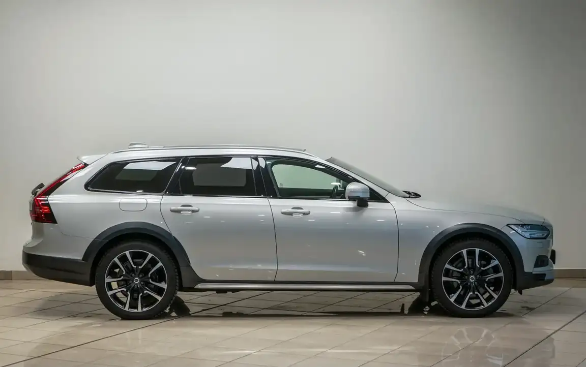 VOLVO V90 CROSS COUNTRY