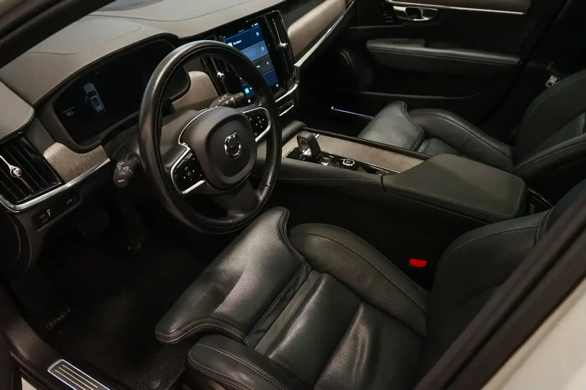 VOLVO V90 CROSS COUNTRY