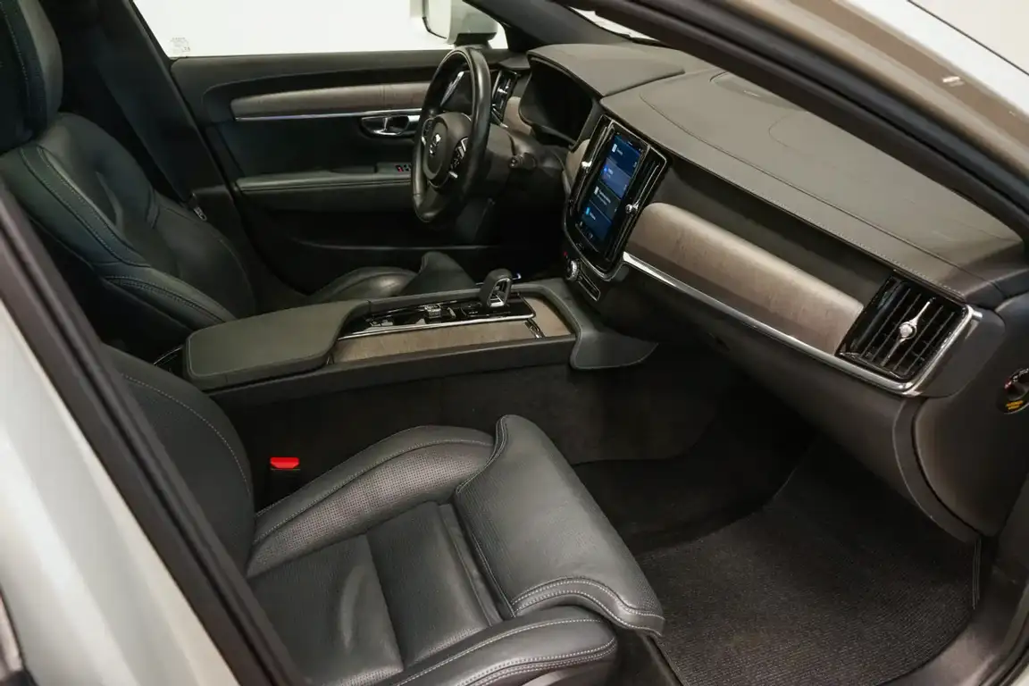 VOLVO V90 CROSS COUNTRY