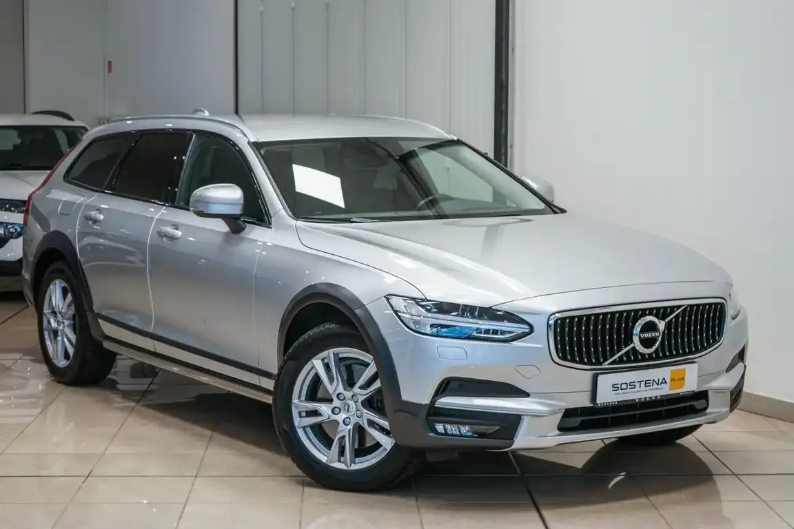 VOLVO V90 CROSS COUNTRY