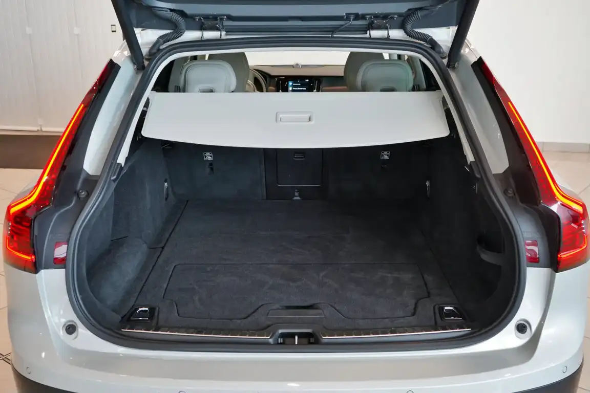 VOLVO V90 CROSS COUNTRY
