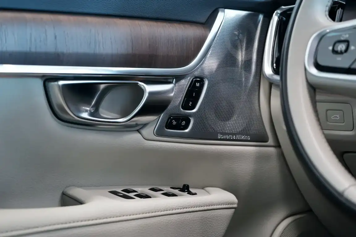 VOLVO V90 CROSS COUNTRY