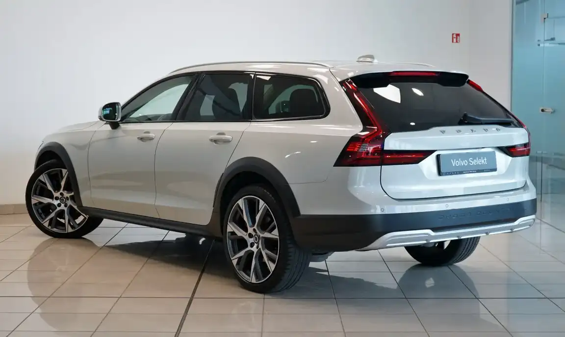 VOLVO V90 CROSS COUNTRY