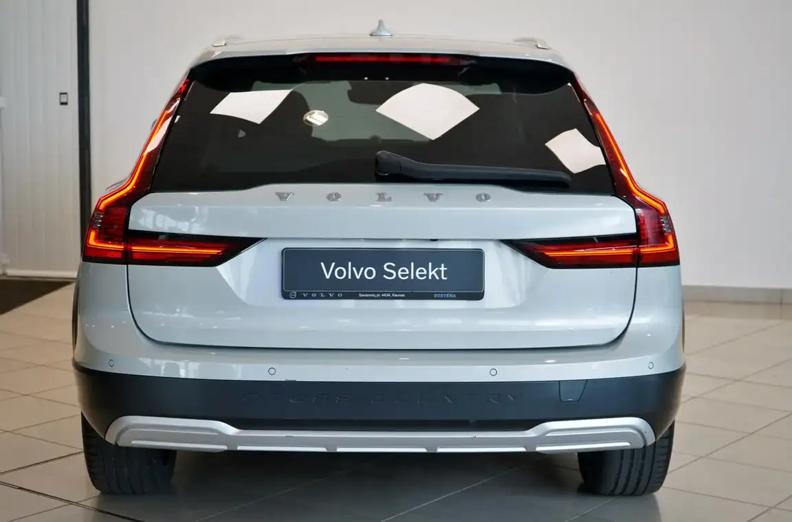 VOLVO V90 CROSS COUNTRY