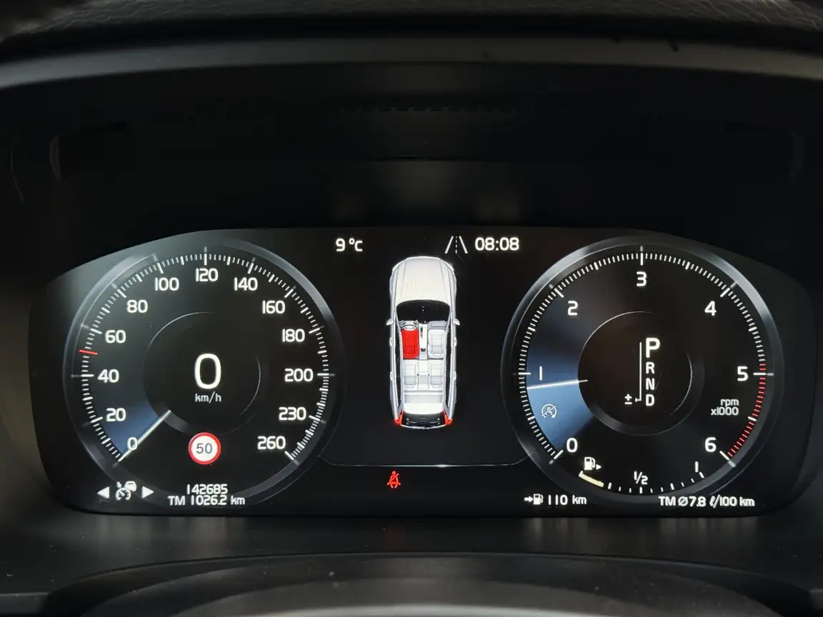 VOLVO V90