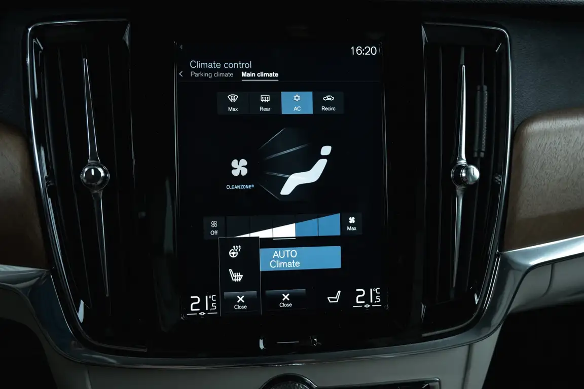 VOLVO V90