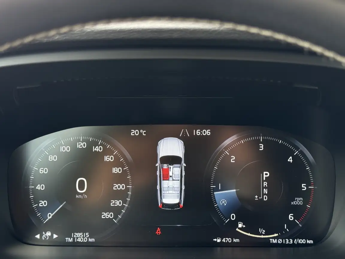 VOLVO V90