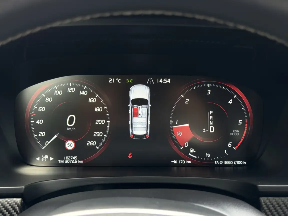 VOLVO V90