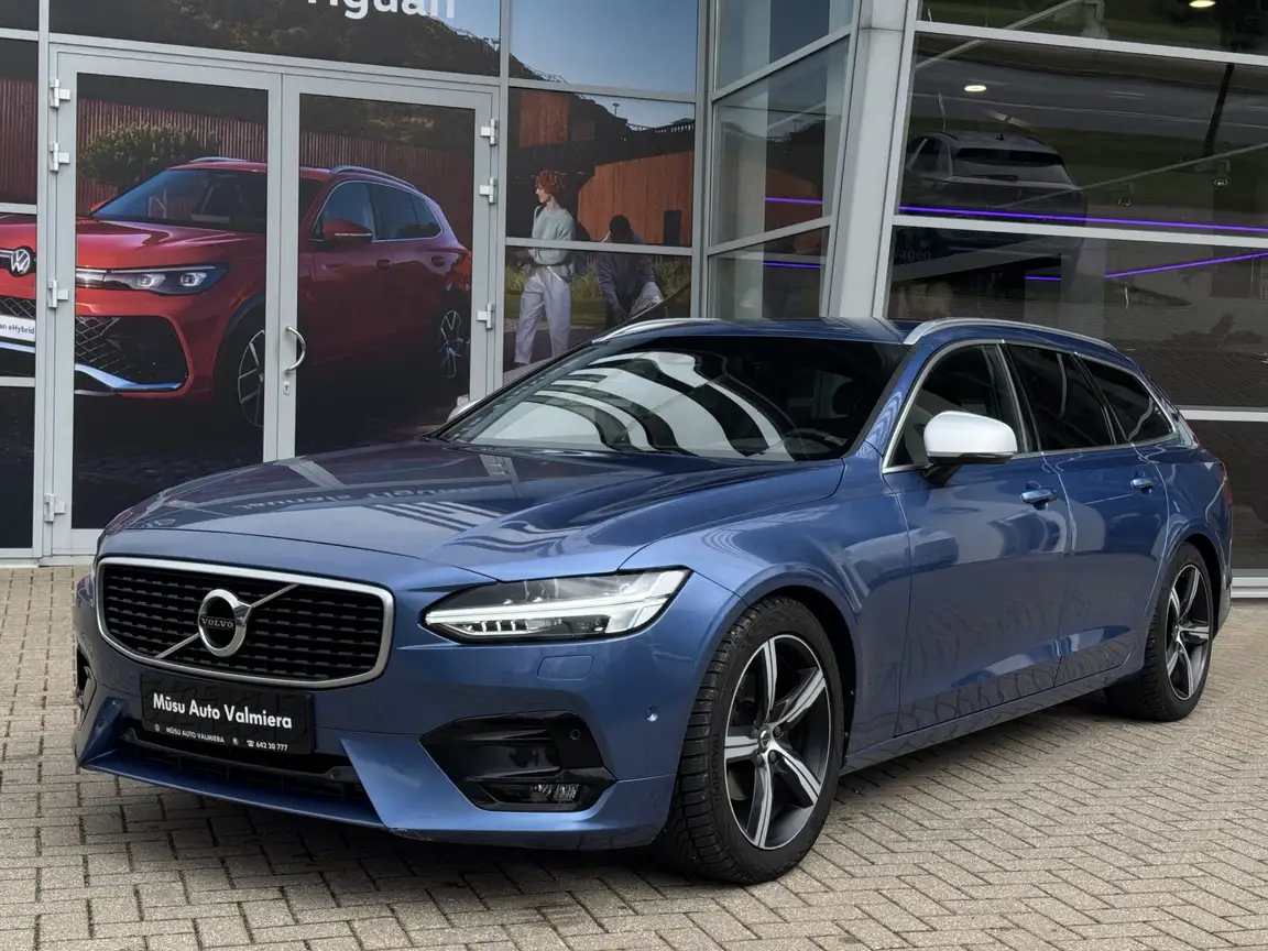 VOLVO V90
