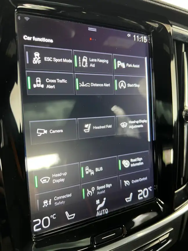 VOLVO V90