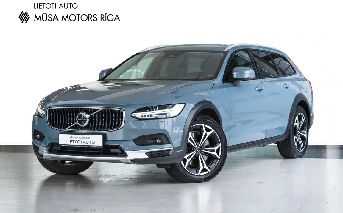 VOLVO V90