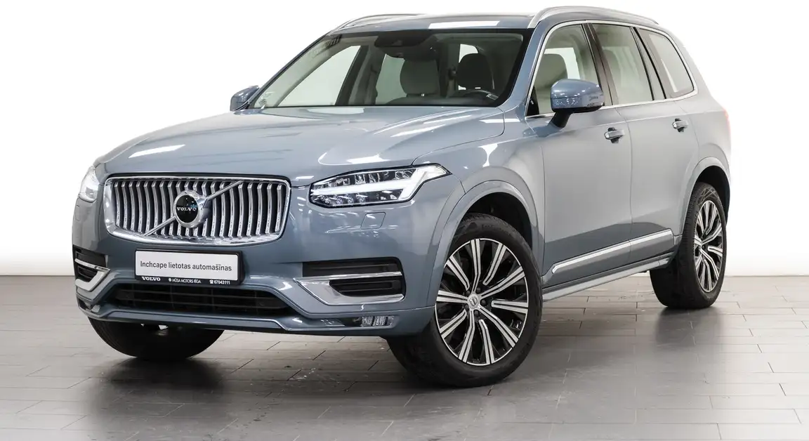 VOLVO XC90