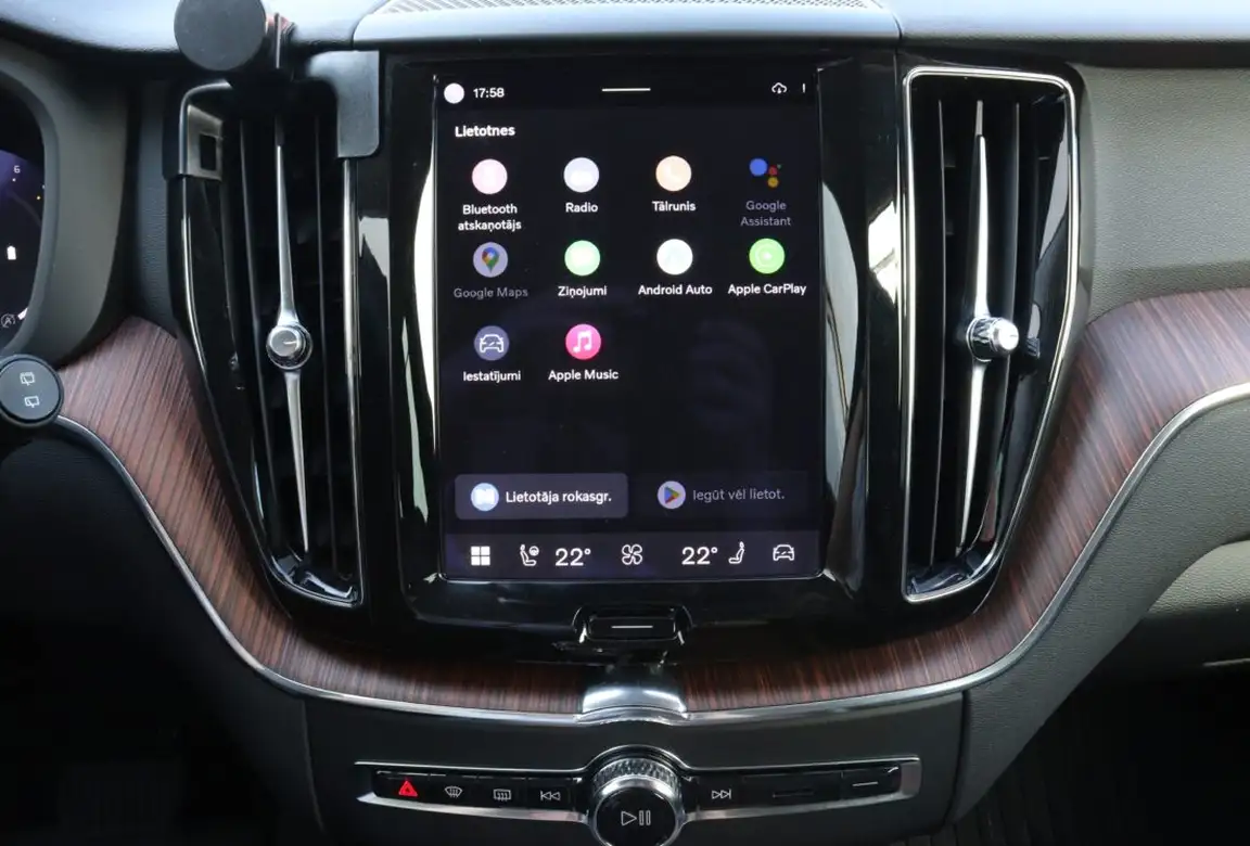 VOLVO XC60