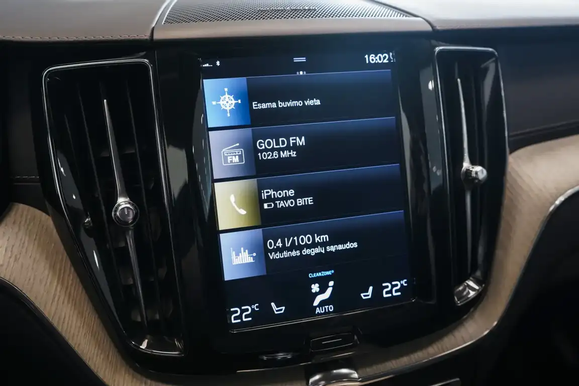 VOLVO XC60