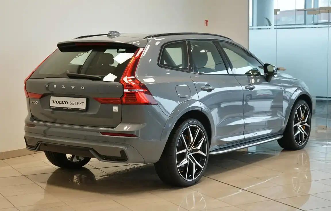 VOLVO XC60 POLESTAR