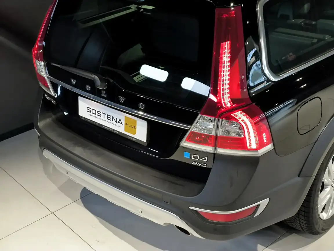 VOLVO XC70