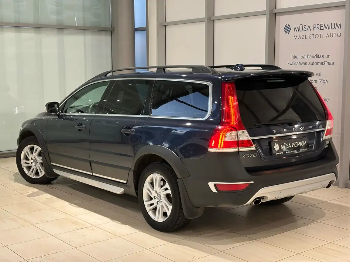 VOLVO XC70