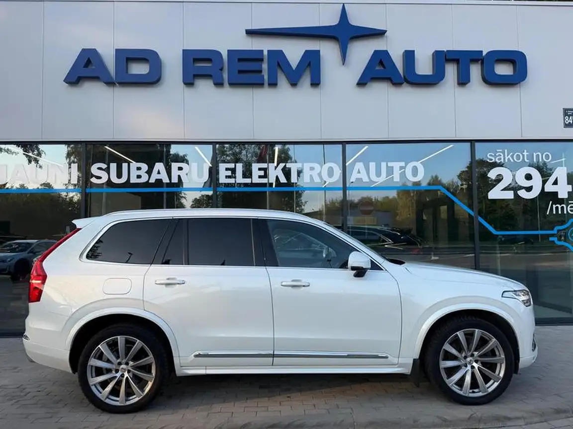 VOLVO XC90