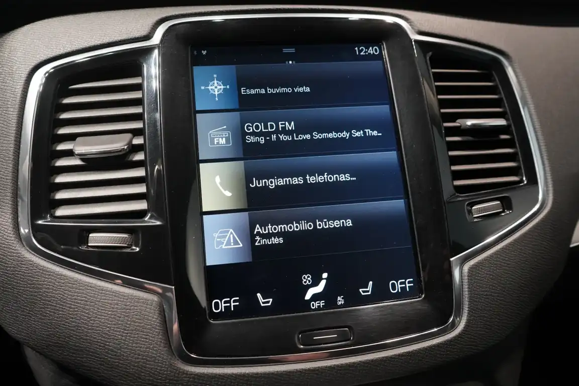 VOLVO XC90