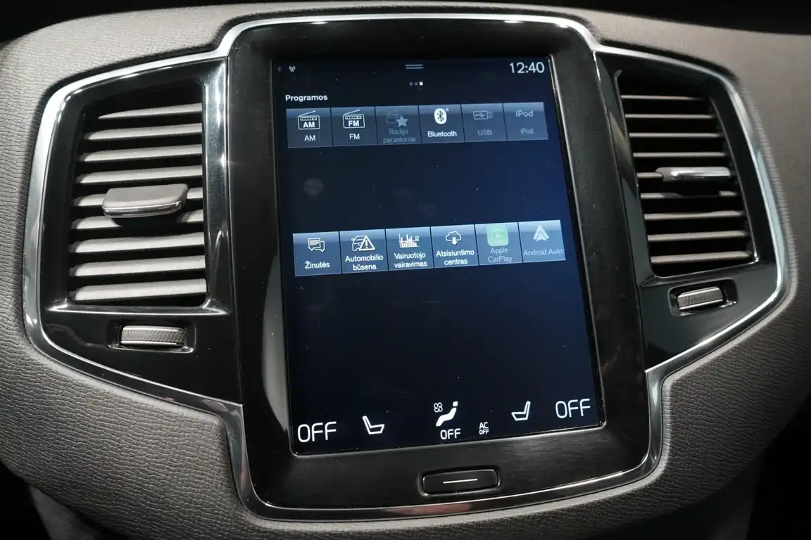VOLVO XC90