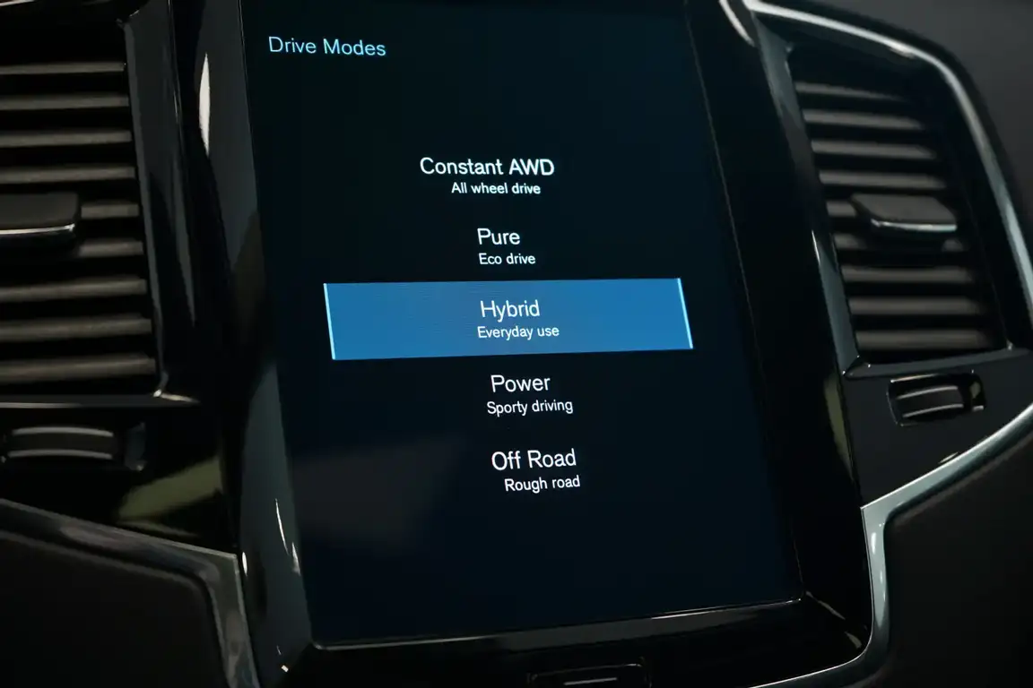 VOLVO XC90