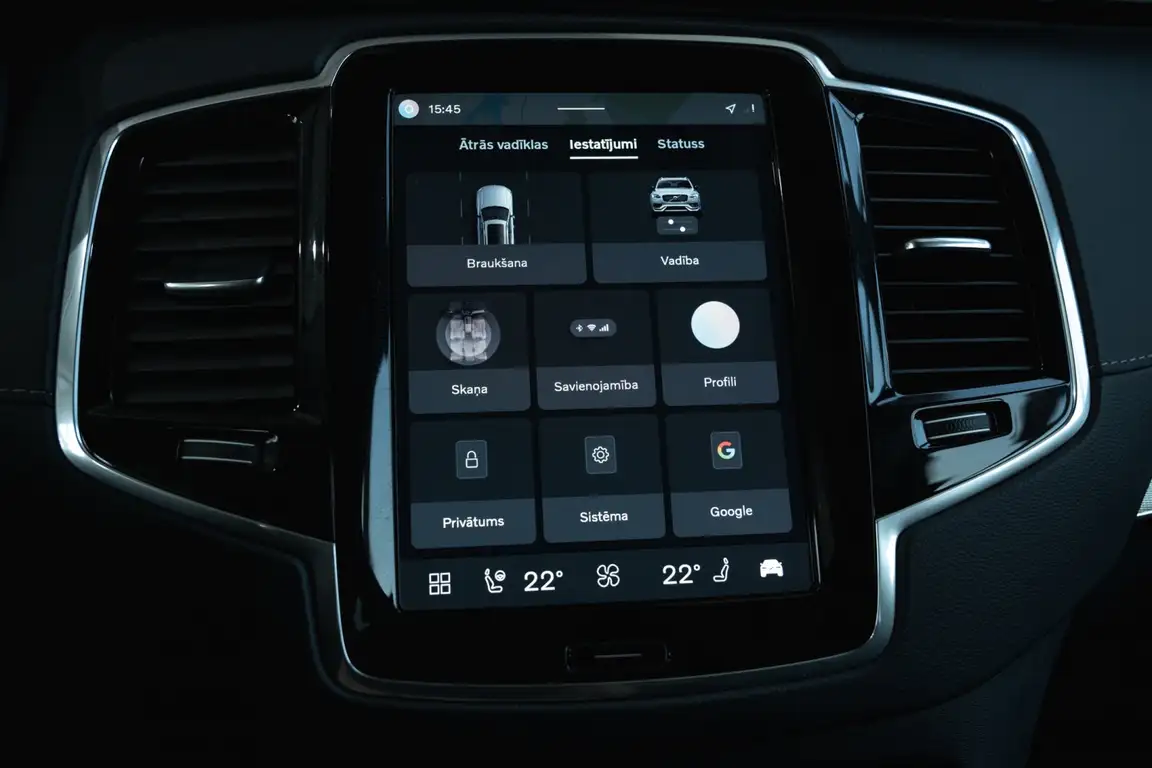 VOLVO XC90
