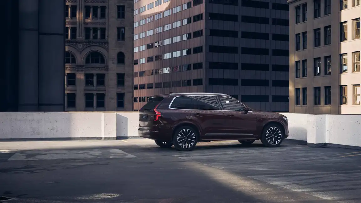 VOLVO XC90