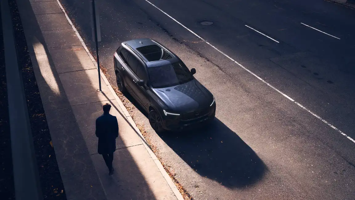 VOLVO XC90