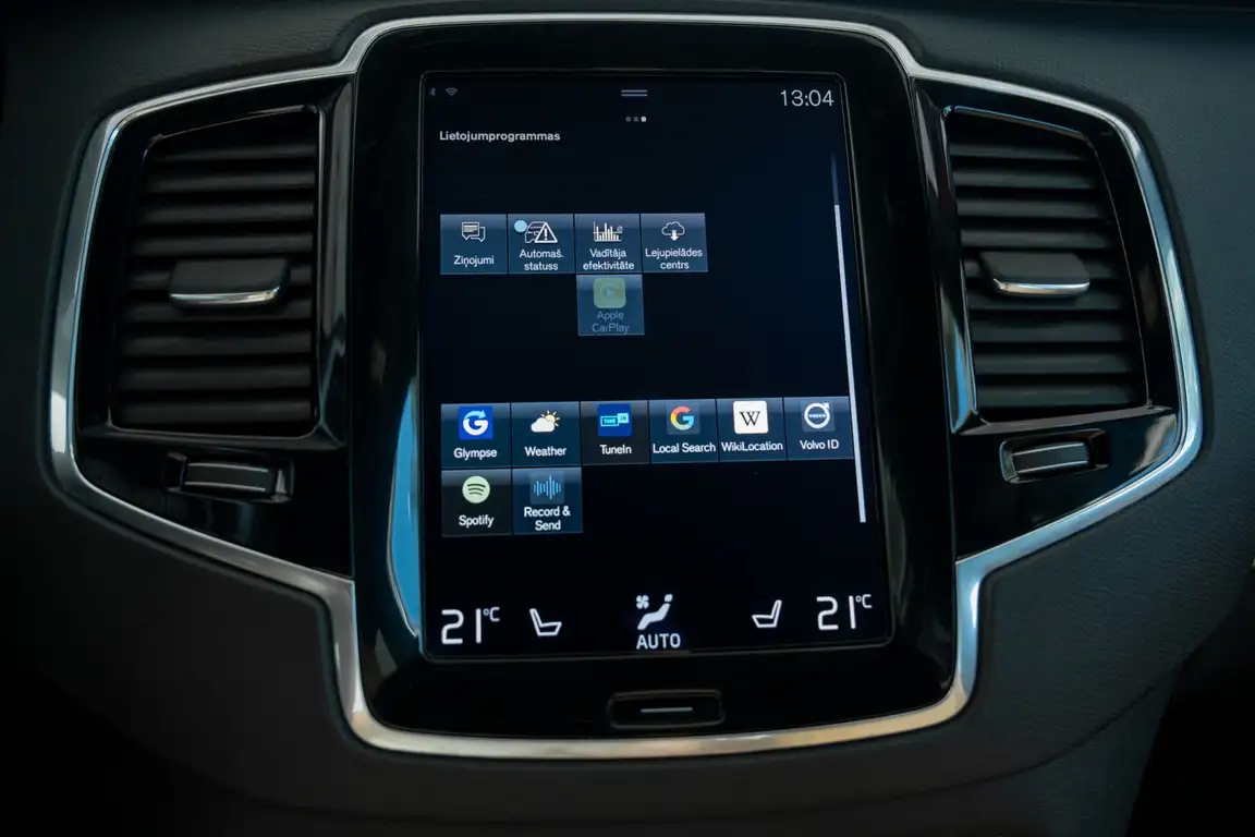 VOLVO XC90
