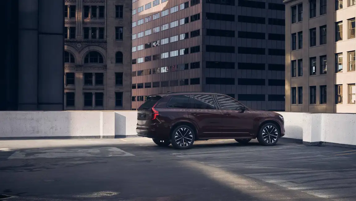 VOLVO XC90