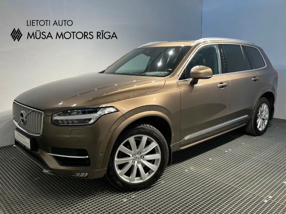VOLVO XC90
