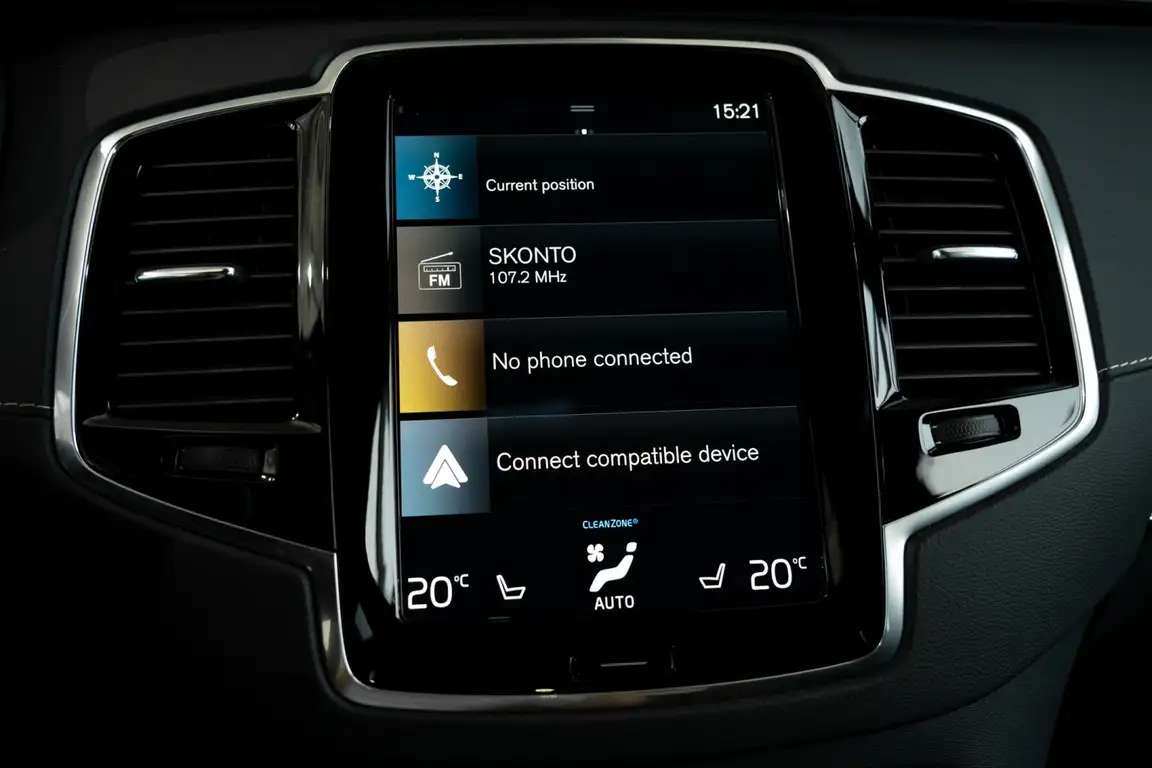 VOLVO XC90