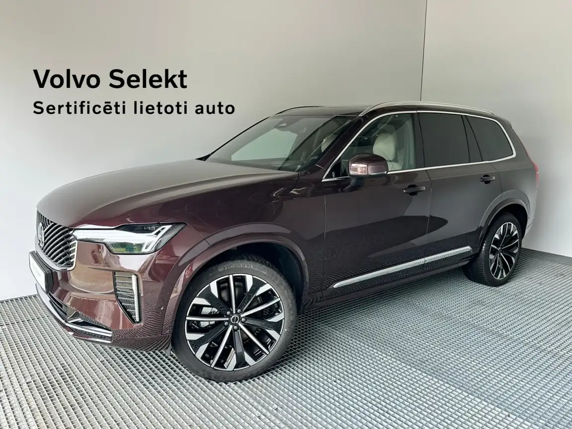 VOLVO XC90