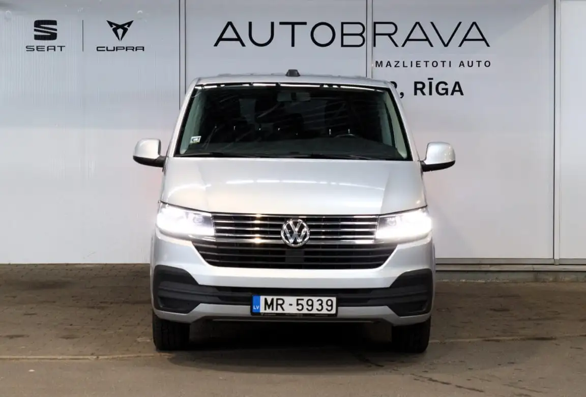 VOLKSWAGEN CARAVELLE