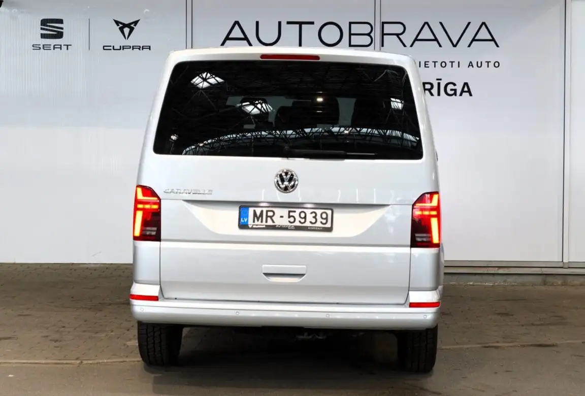 VOLKSWAGEN CARAVELLE