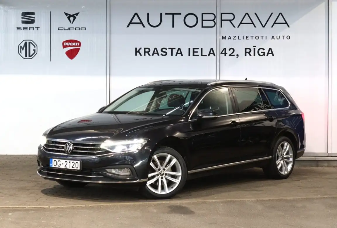 VOLKSWAGEN PASSAT