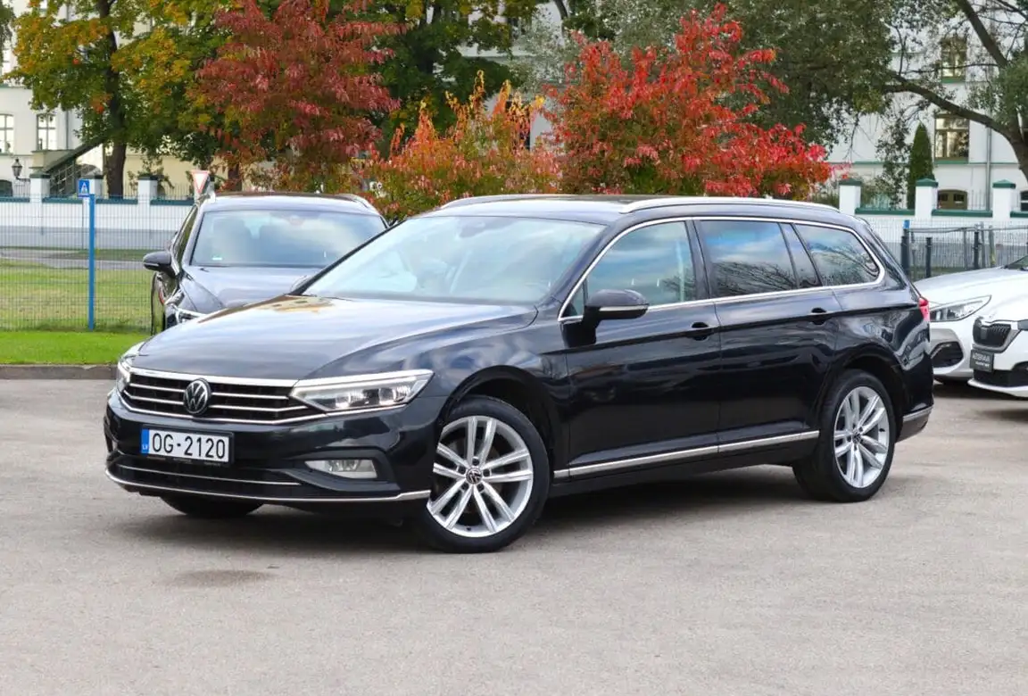 VOLKSWAGEN PASSAT