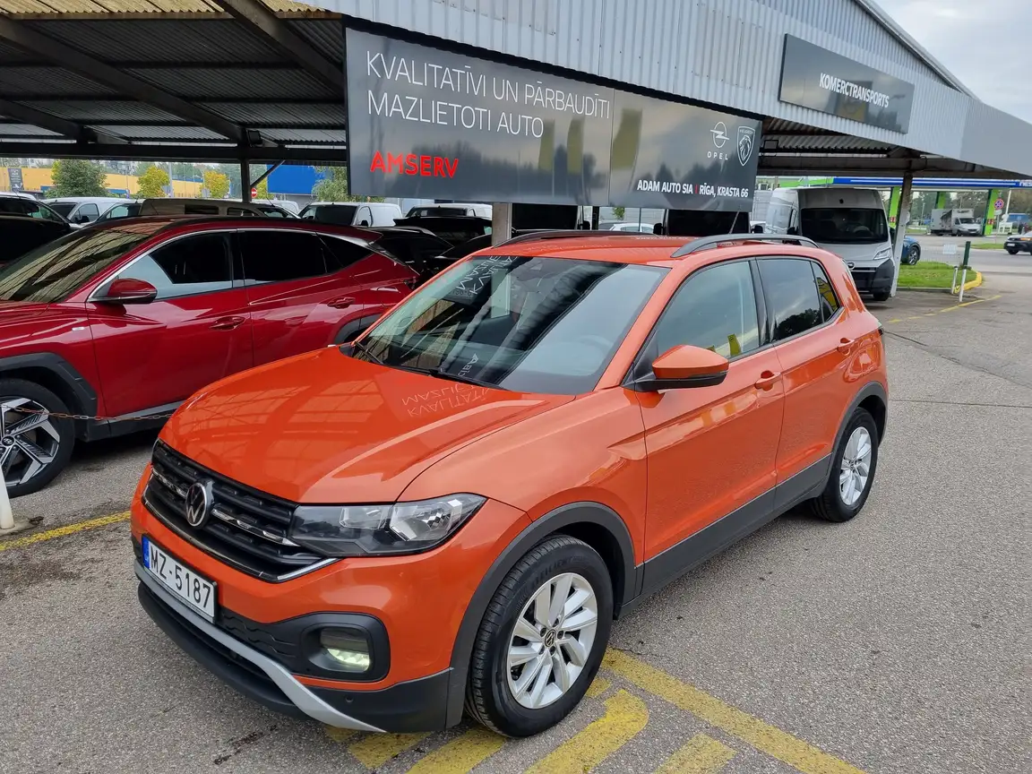 VOLKSWAGEN T-CROSS