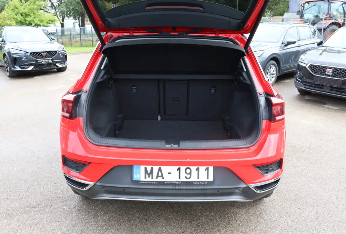 VOLKSWAGEN T-ROC