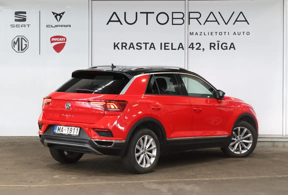 VOLKSWAGEN T-ROC