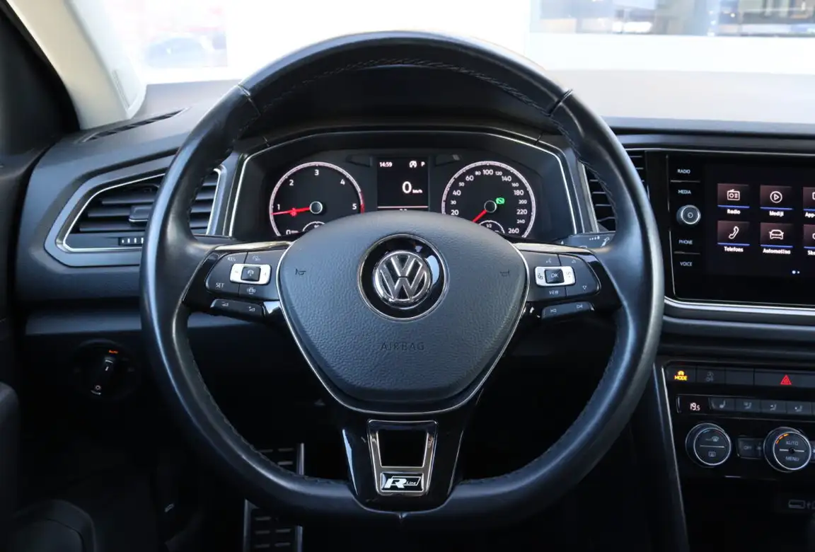 VOLKSWAGEN T-ROC