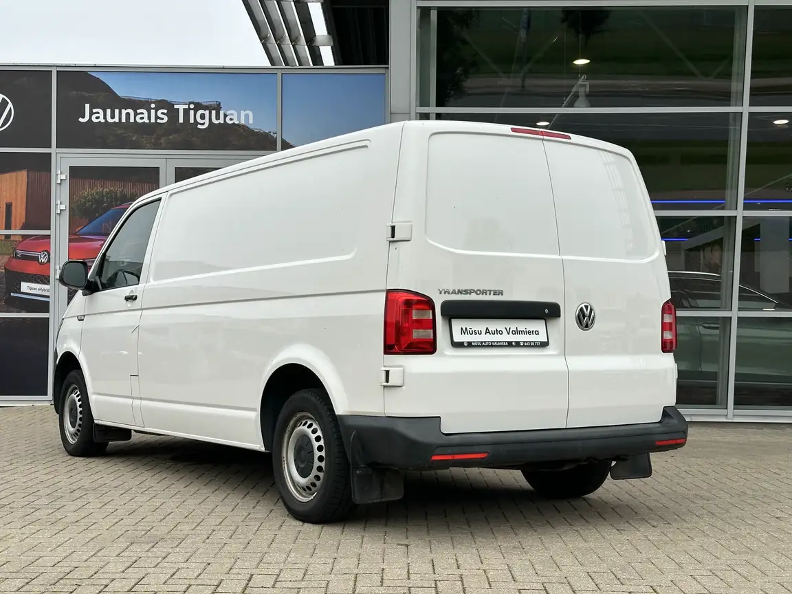 VOLKSWAGEN TRANSPORTER