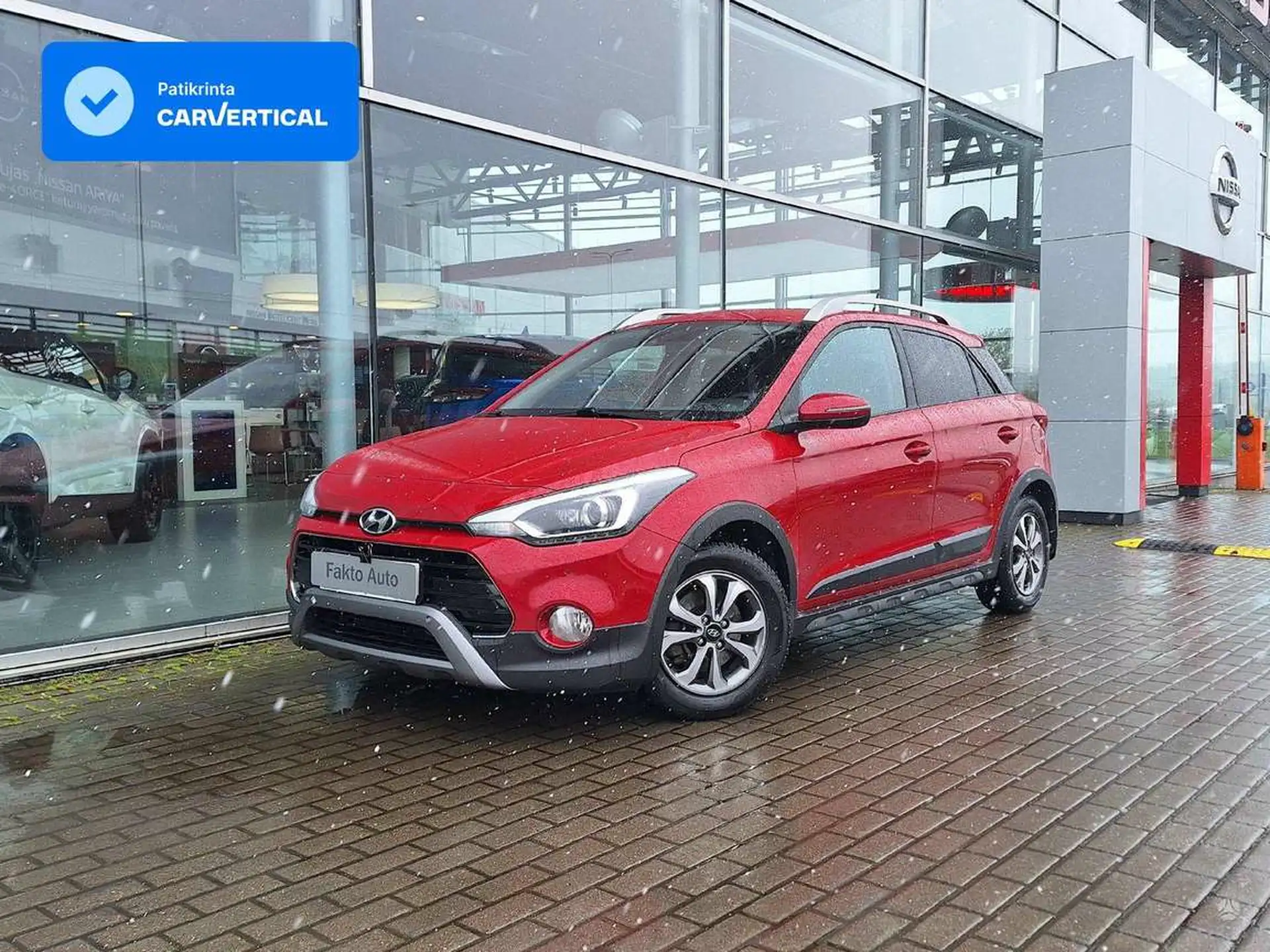 Hyundai i20 - Хетчбек - 2020 - 83182 км - Бензин - Механическая - FWD  12.400 €