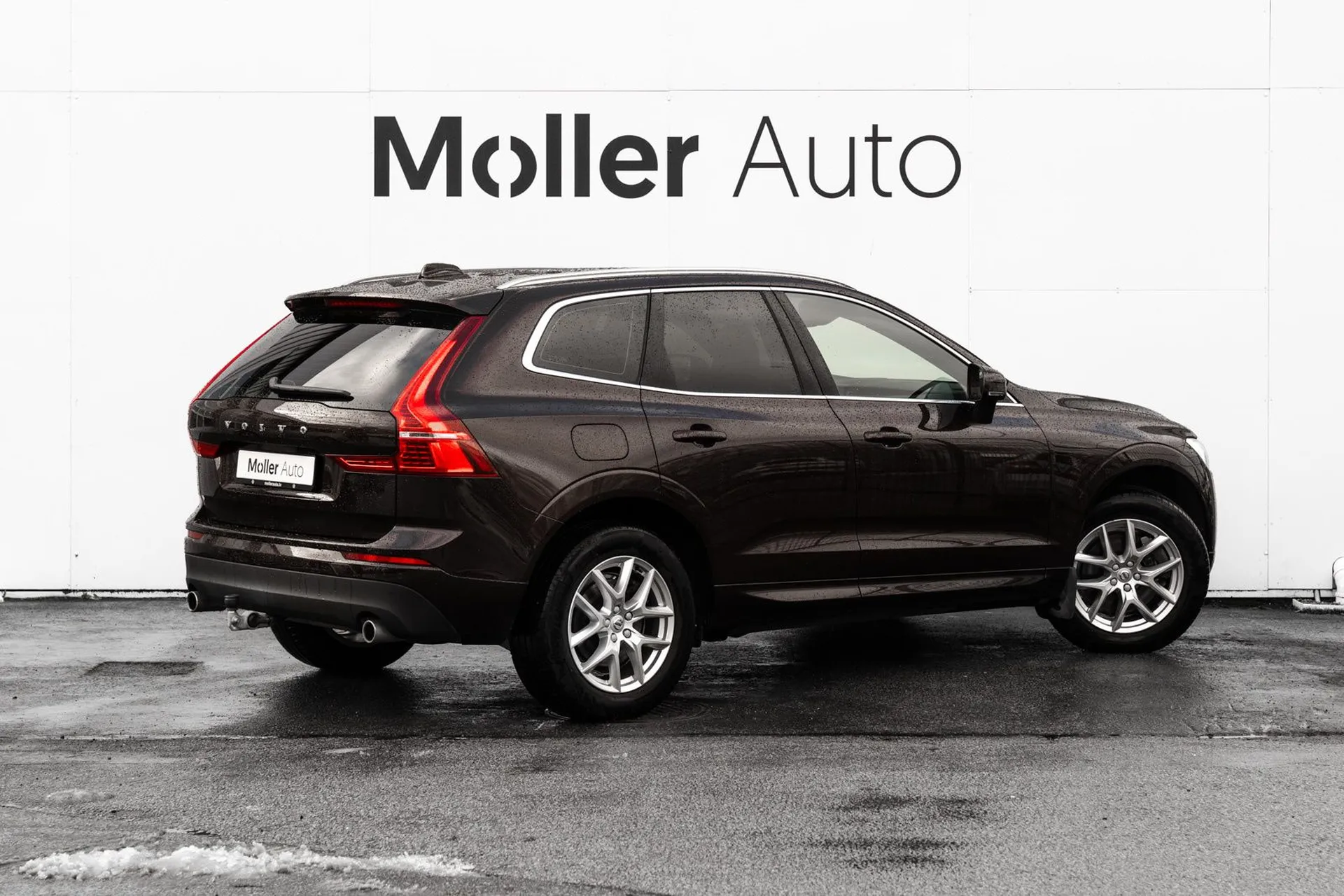 Volvo XC60 T8 Hybrid - Nr.101 2.0 223kW - Джип - 2020 - 76464 км - Гибрид -  2.0 л - Автоматическая - AWD 32.950 €